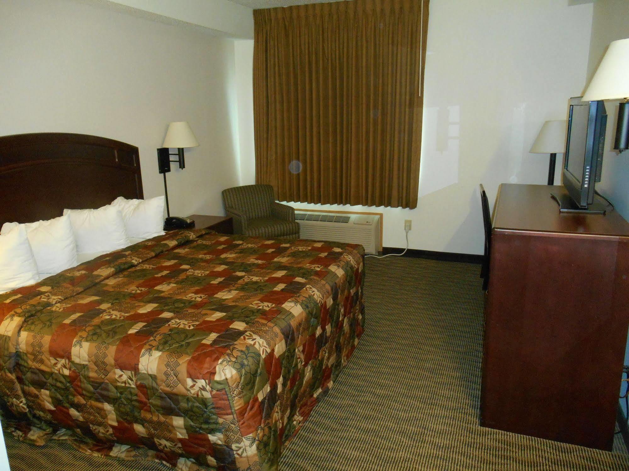 Hotel Baymont By Wyndham Harlan Extérieur photo